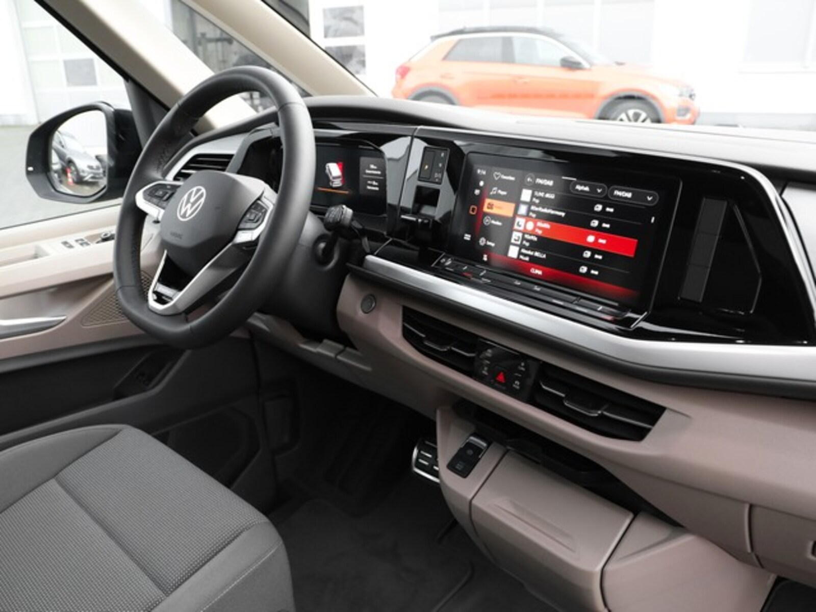 Volkswagen Multivan – Bild 7