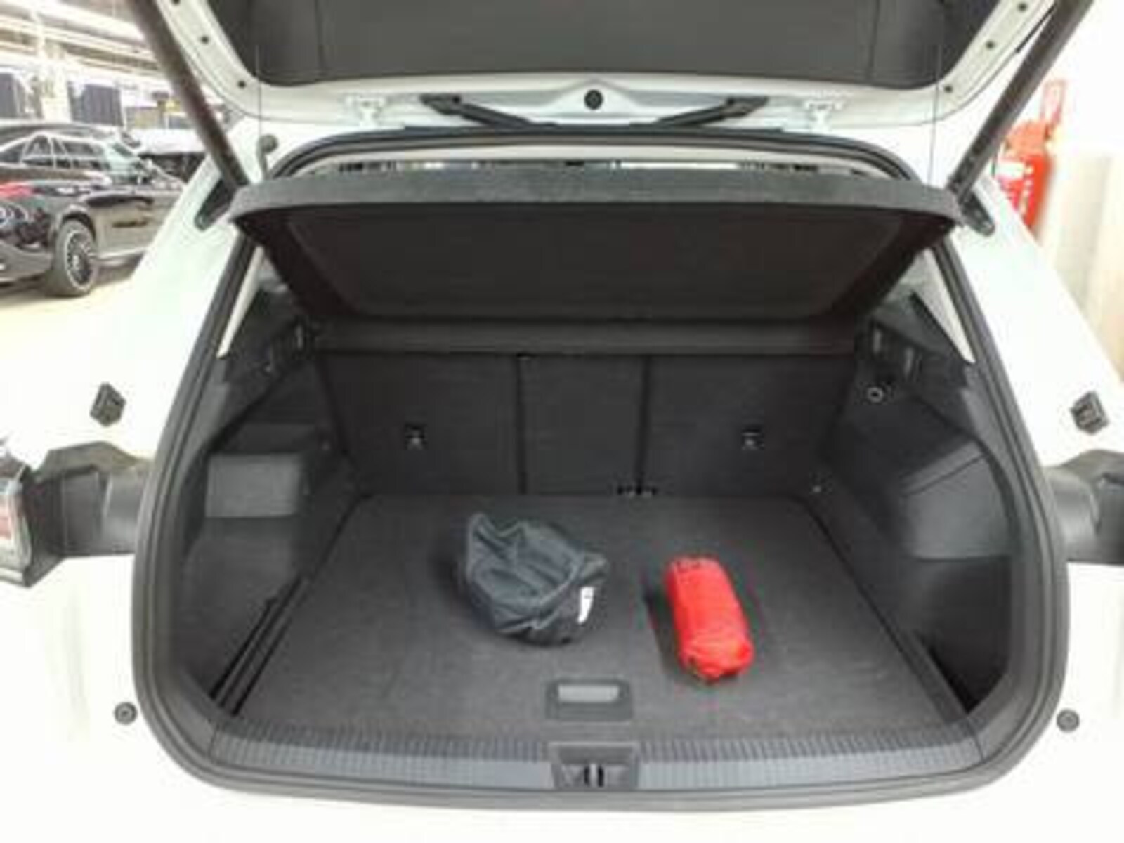 Volkswagen Tiguan – Bild 8