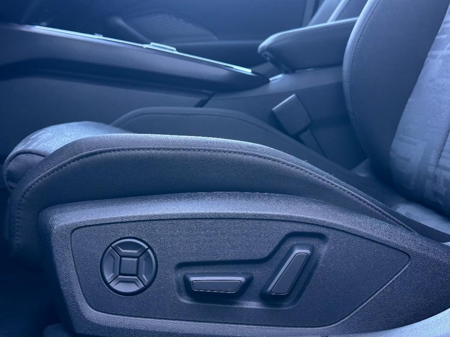 Bild über Audi A5 Avant TFSI S tronic - für weitere Informationen kontaktieren Sie den Audi Partner