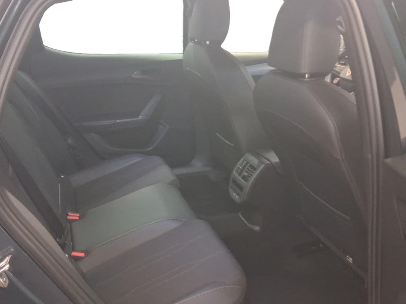 CUPRA Leon León 1.5 eTSI DSG 110 kW (150 CV) — photo 6