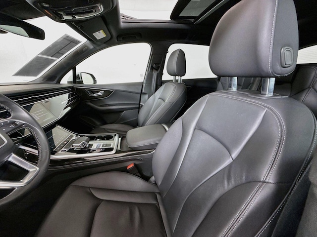 2025 Audi Q7 Premium Plus - Photo 11