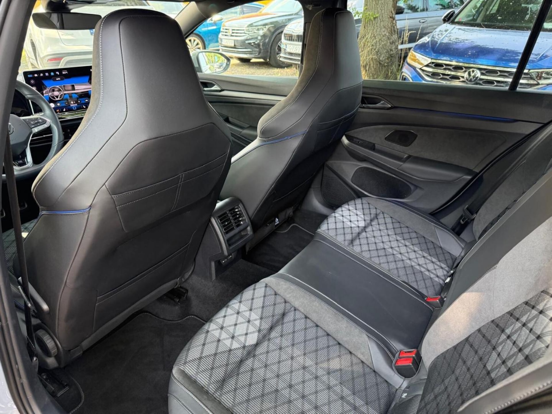 Volkswagen Golf Variant R-Line