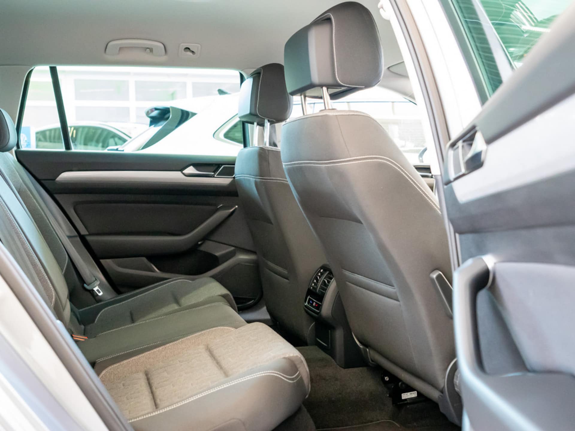 Volkswagen Passat Variant Business
