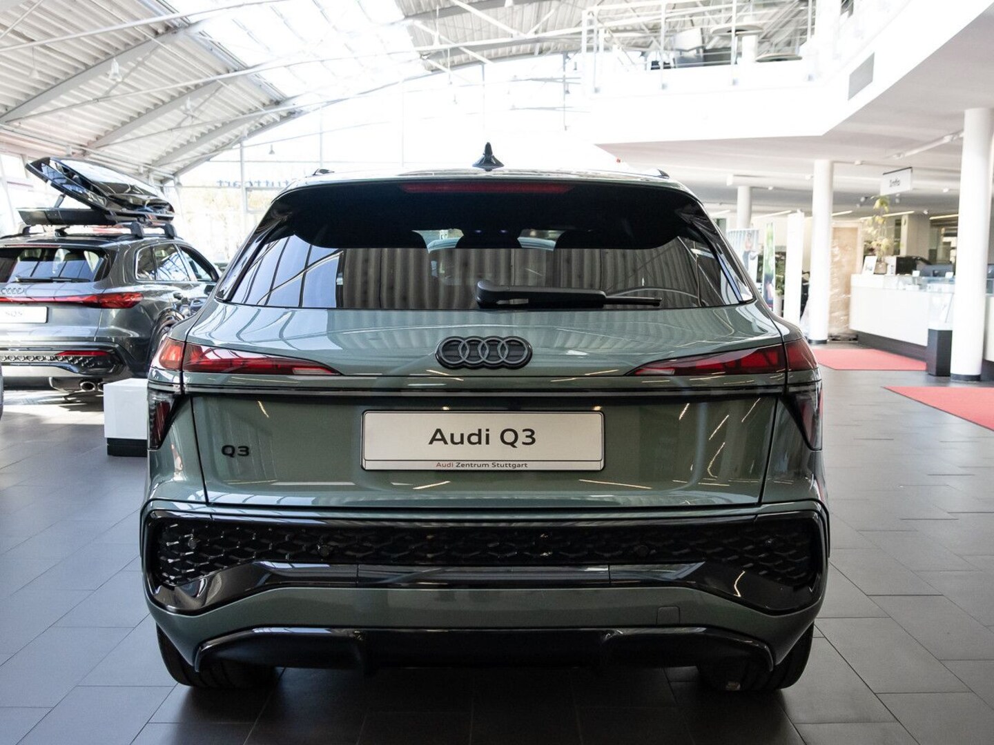 Bild über Audi Q3 SUV e-hybrid e-hybrid 200 kW S tronic - für weitere Informationen kontaktieren Sie den Audi Partner