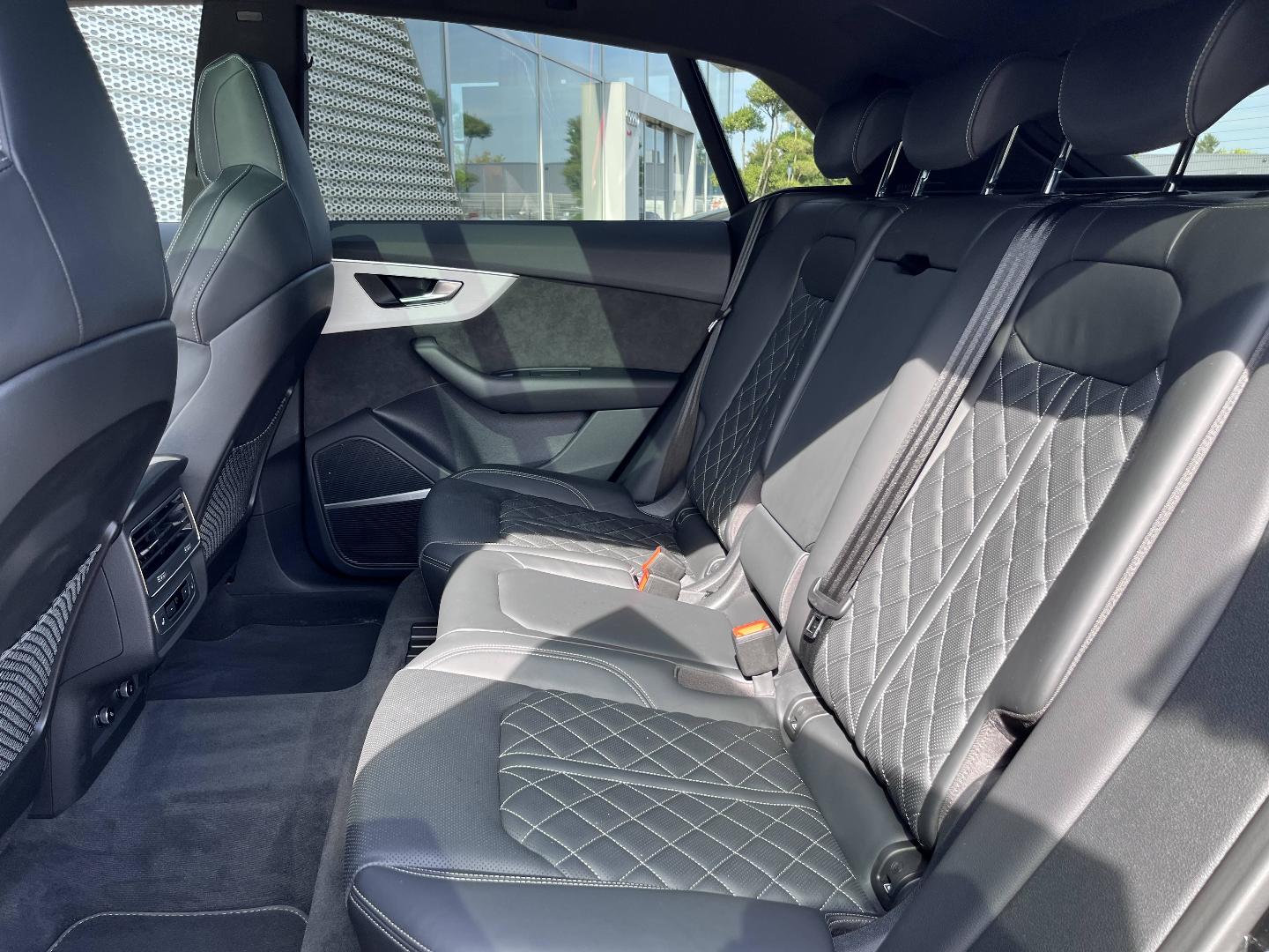 Image about Audi Q8 TFSI e Competition 60 TFSI e quattro 340 kW (462 ch) tiptronic