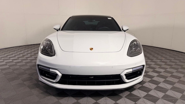 2023 Porsche Panamera