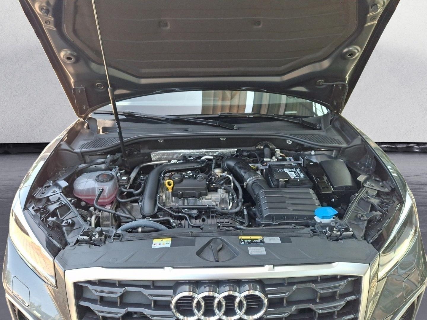 Bild über Audi Q2 S line 30 TFSI Schaltgetriebe - für weitere Informationen kontaktieren Sie den Audi Partner