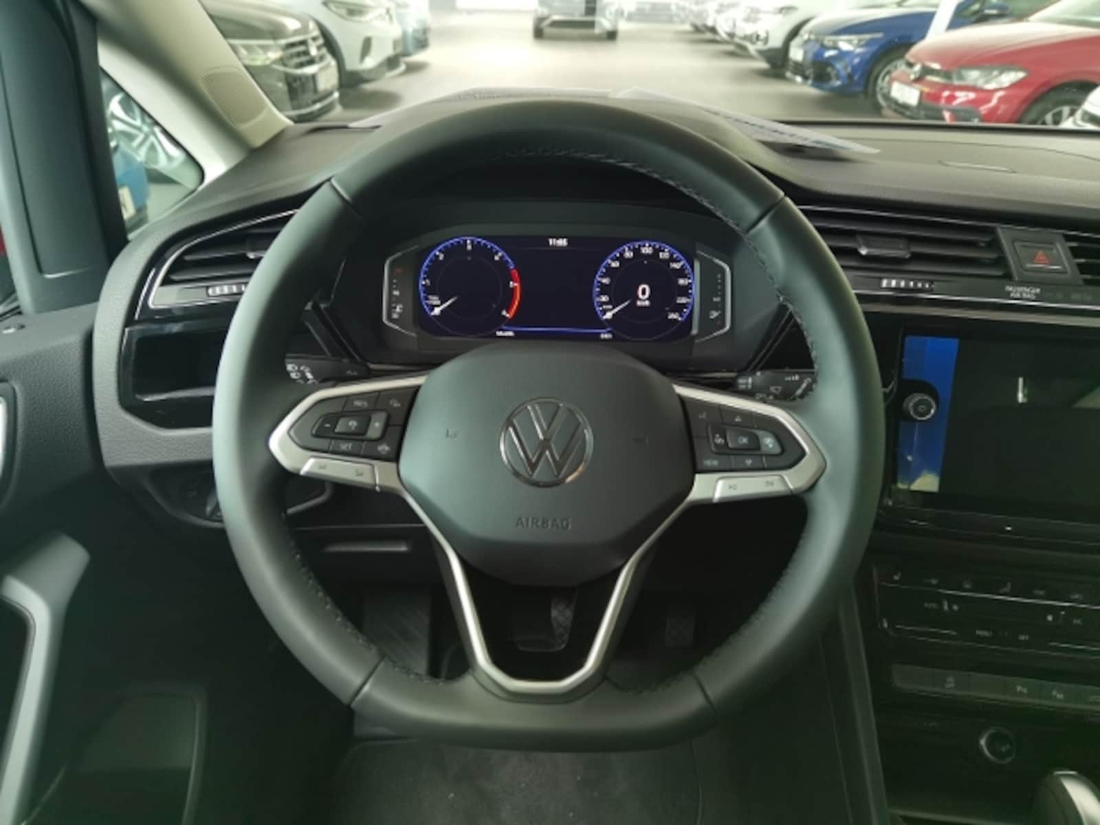 Volkswagen Touran – Bild 11
