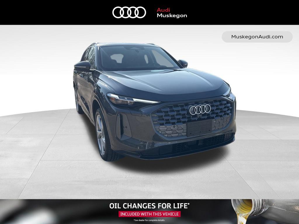 2026 Audi Q5 Premium Plus quattro's photo