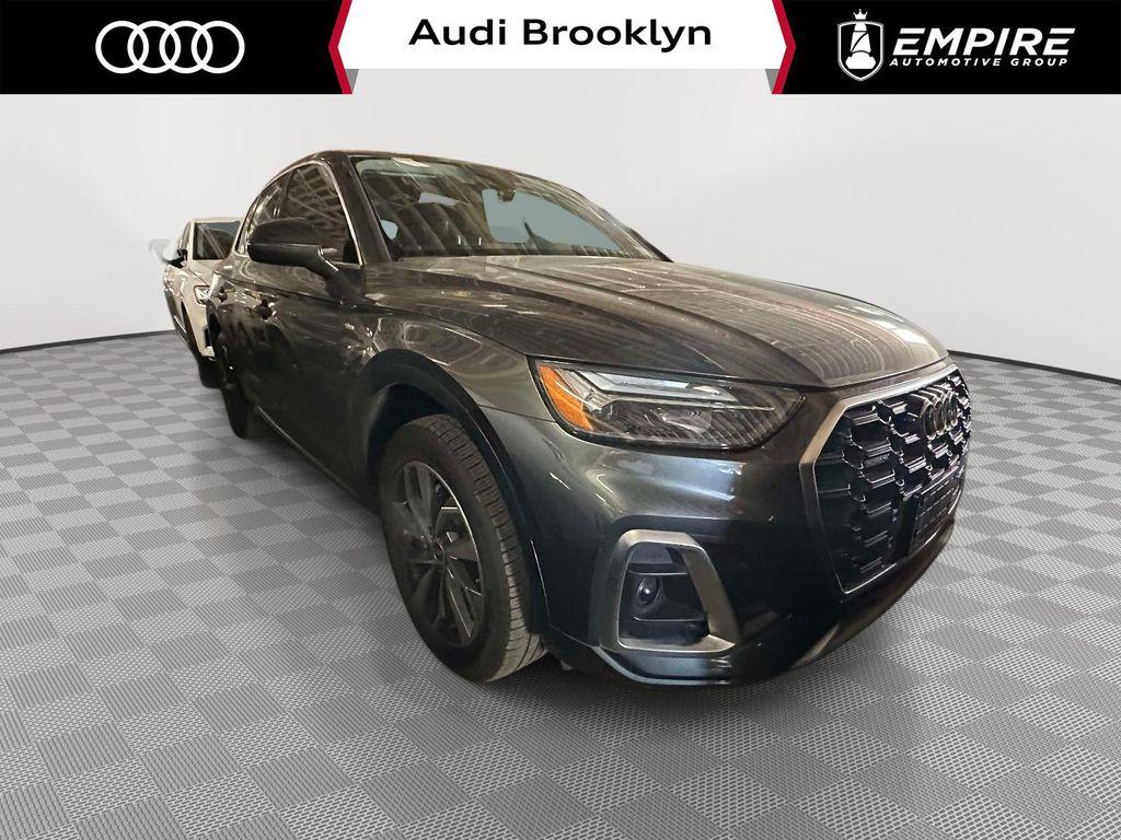 2023 Audi Q5 45 Premium's photo