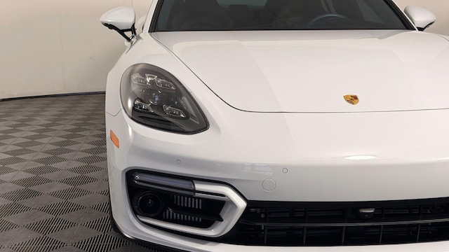 2023 Porsche Panamera