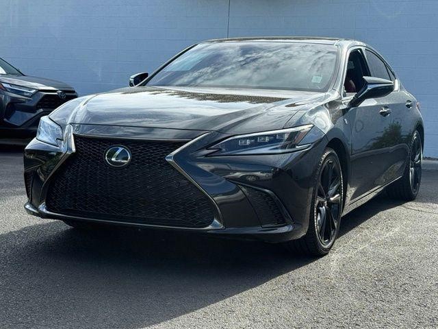 Photo of 2022 Lexus ES 350