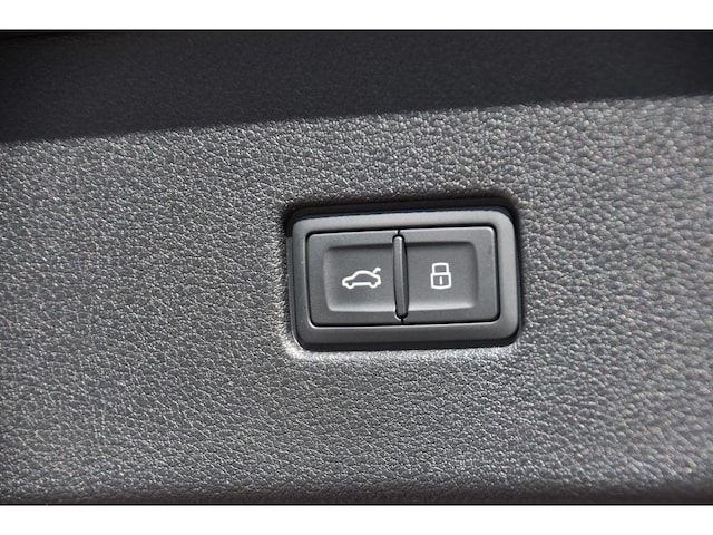 2026 Audi Q8 Prestige - Photo 25