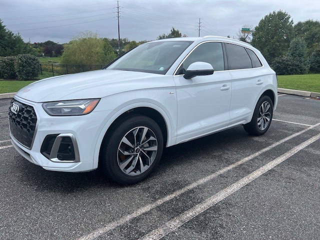 2023 Audi Q5 S line Premium AWD photo