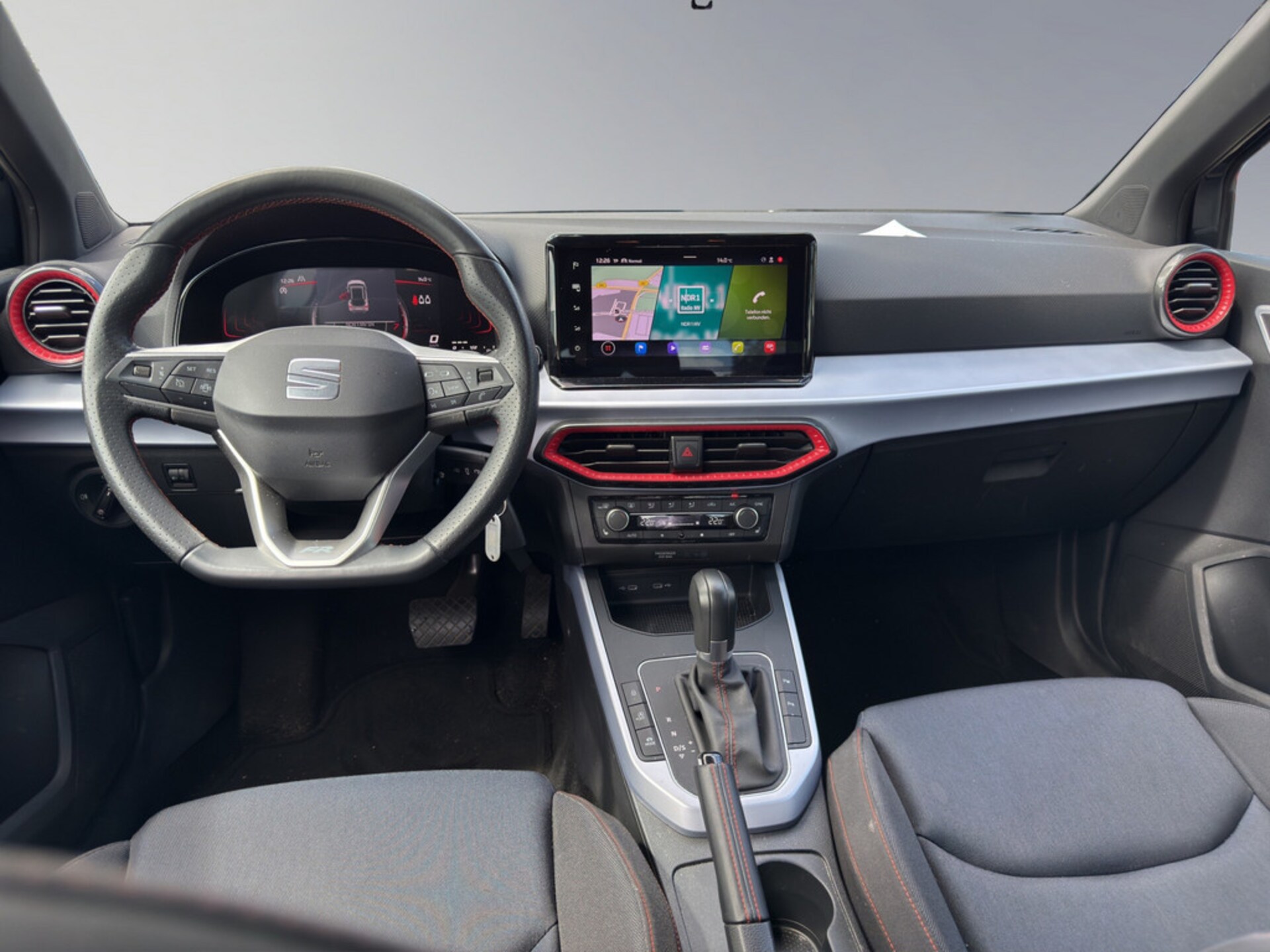 SEAT Arona FR
