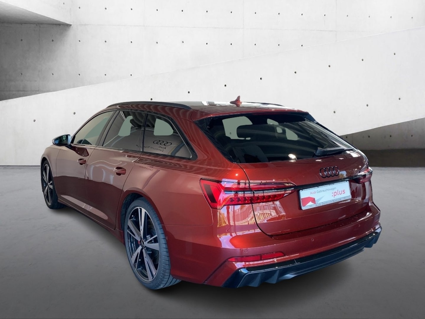 Bild über Audi S6 Avant TDI quattro tiptronic - für weitere Informationen kontaktieren Sie den Audi Partner
