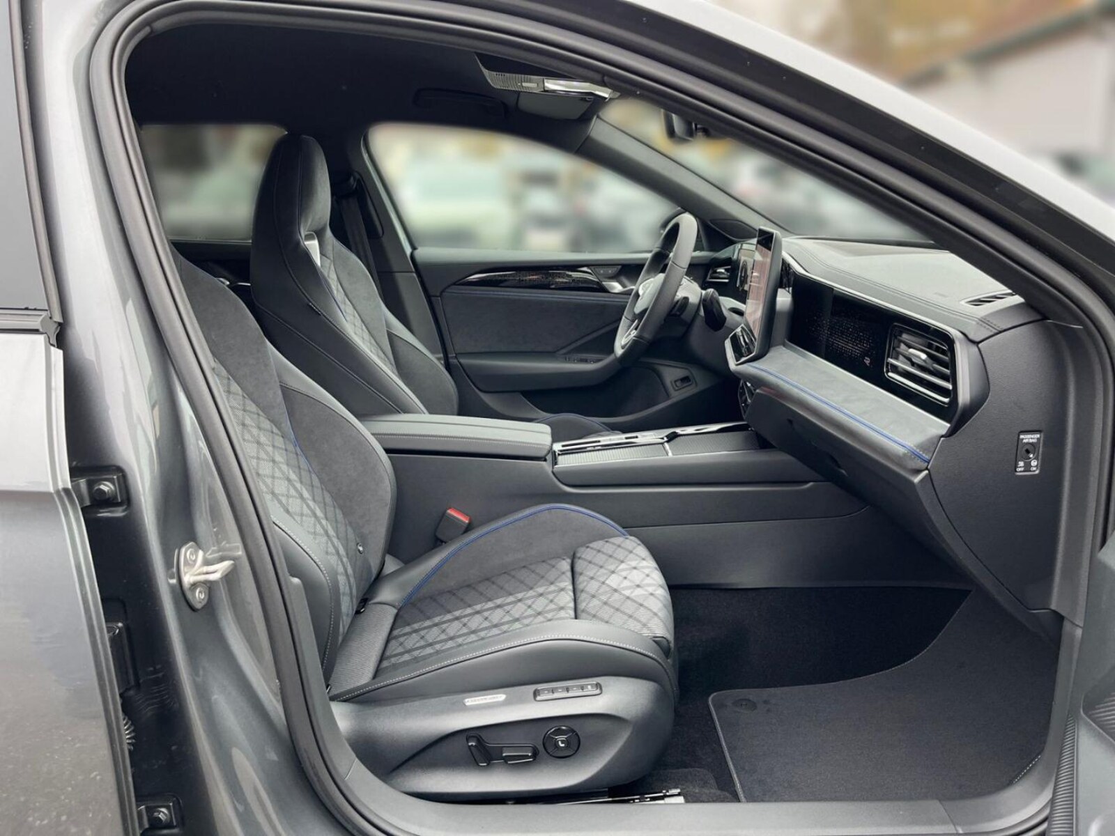 Volkswagen Passat – Bild 13