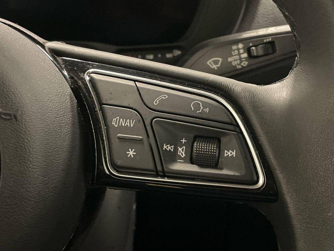 Image about Audi Q2 Business Line 30 TFSI 81 kW (110 ch) 6 vitesses