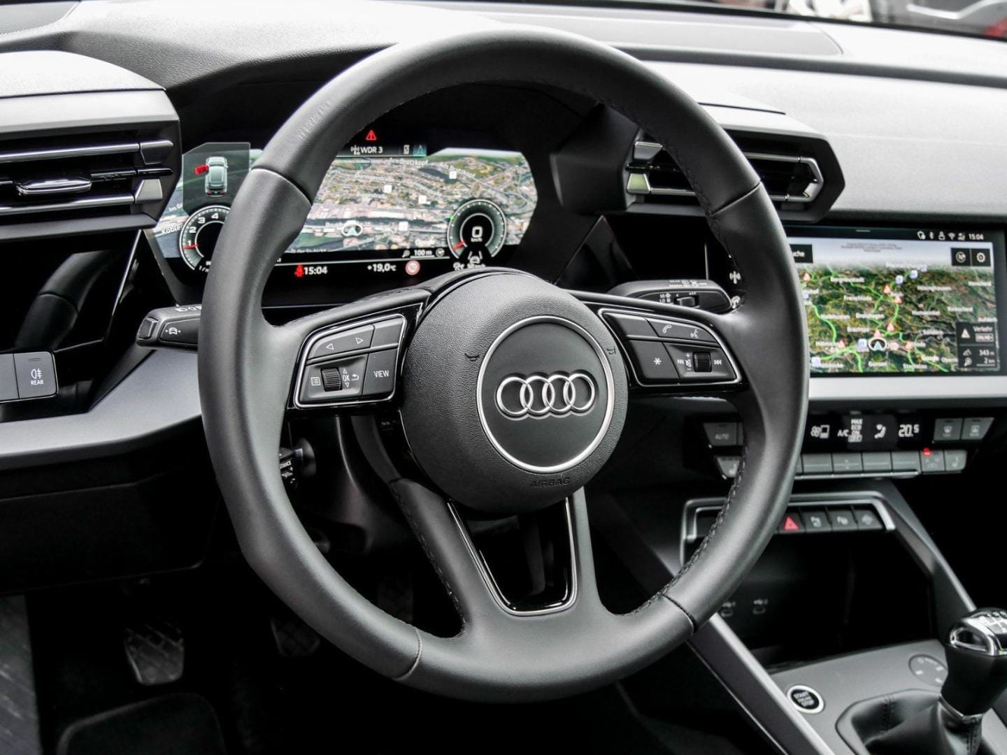 Bild über Audi A3 Sportback TFSI Schaltgetriebe - für weitere Informationen kontaktieren Sie den Audi Partner