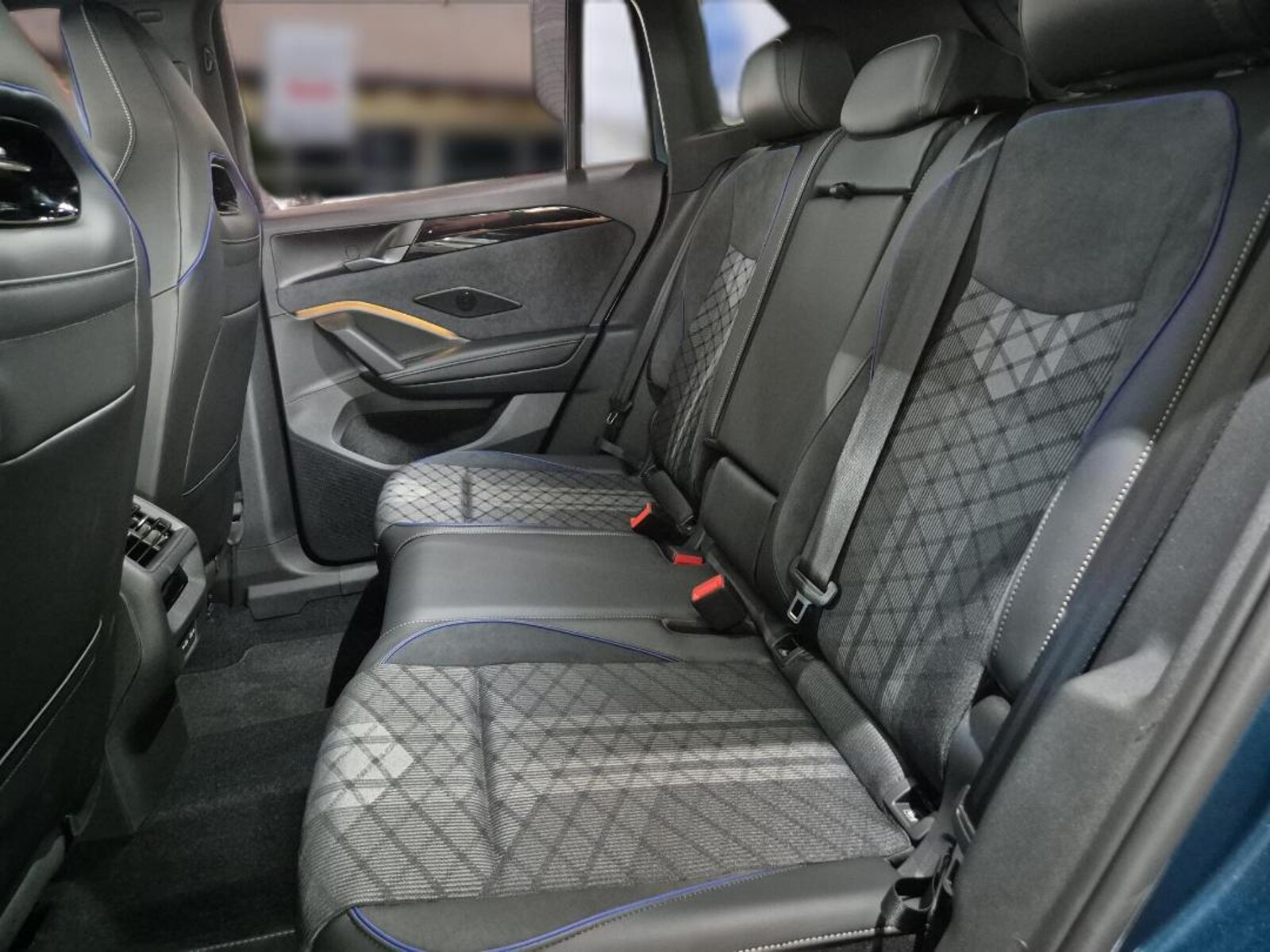 Volkswagen Tiguan – Bild 11