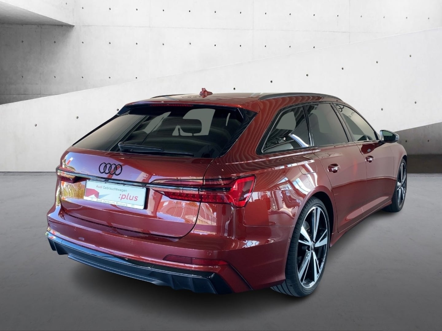 Bild über Audi S6 Avant TDI quattro tiptronic - für weitere Informationen kontaktieren Sie den Audi Partner
