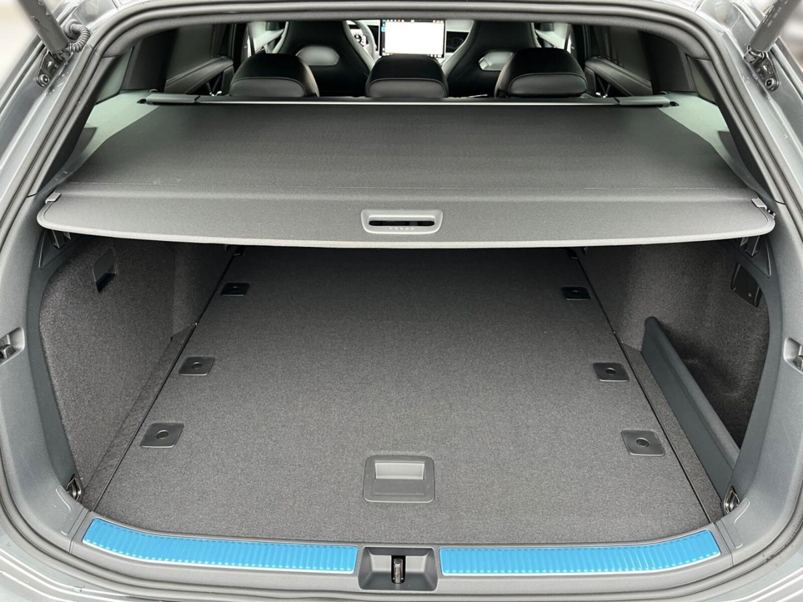 Volkswagen Passat – Bild 14