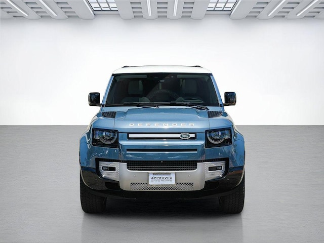 2025 Land Rover Defender