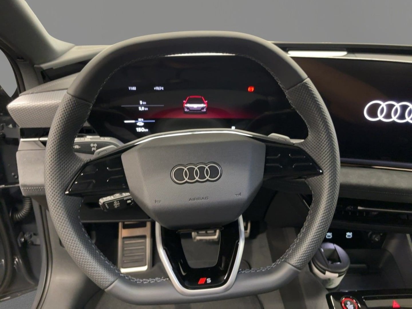 Bild über Audi S6 Avant e-tron e-tron quattro - für weitere Informationen kontaktieren Sie den Audi Partner