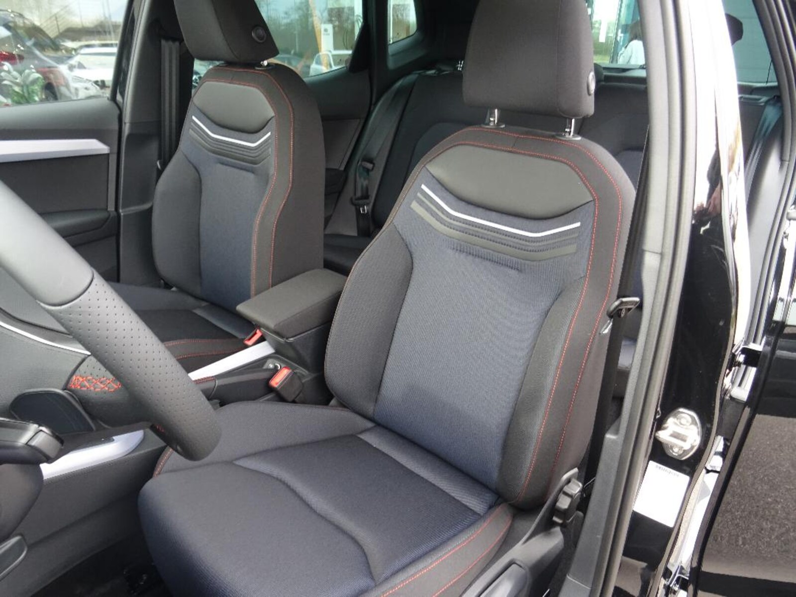 SEAT Arona – Bild 8