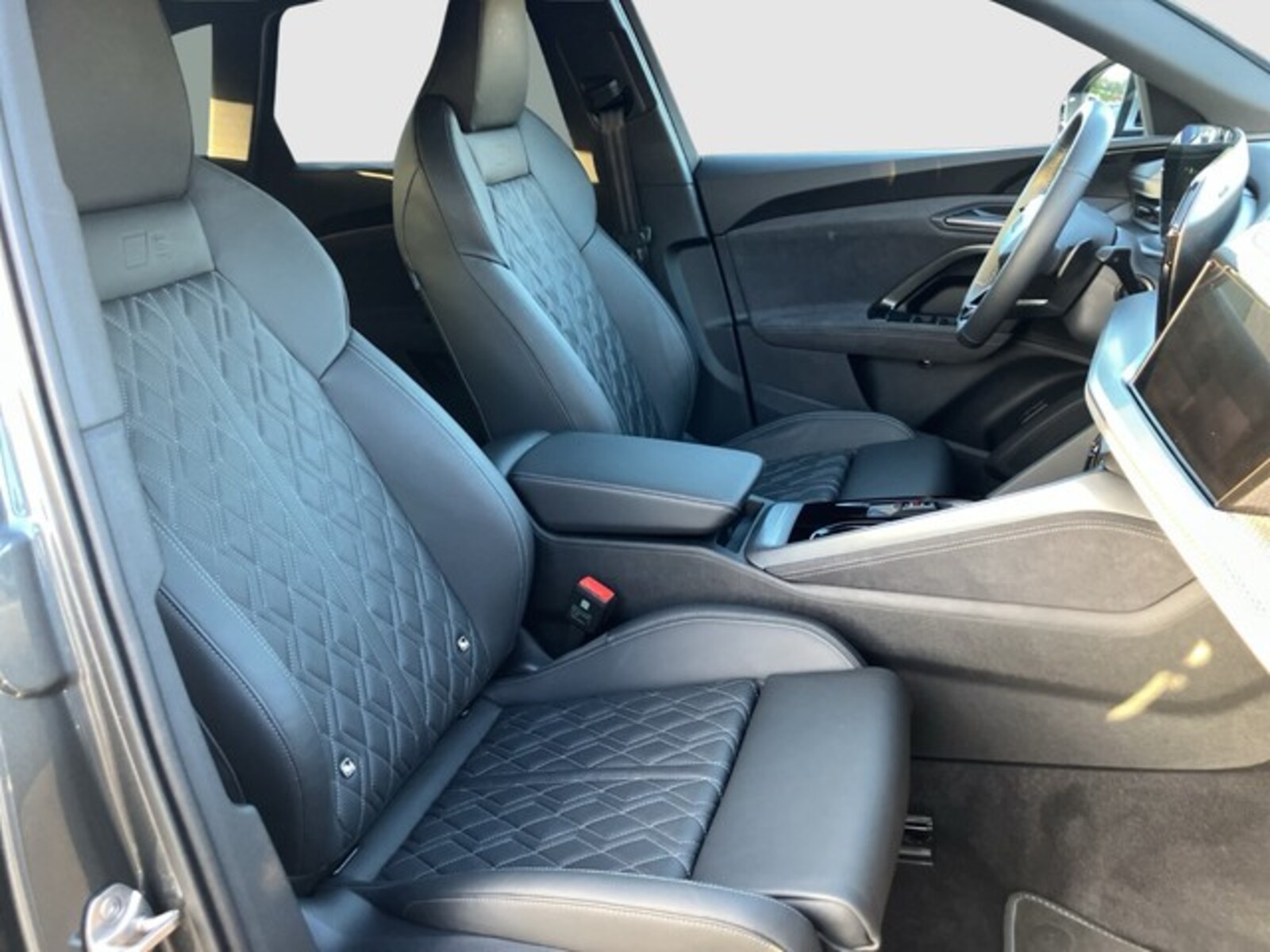 Audi SQ5 – Bild 14