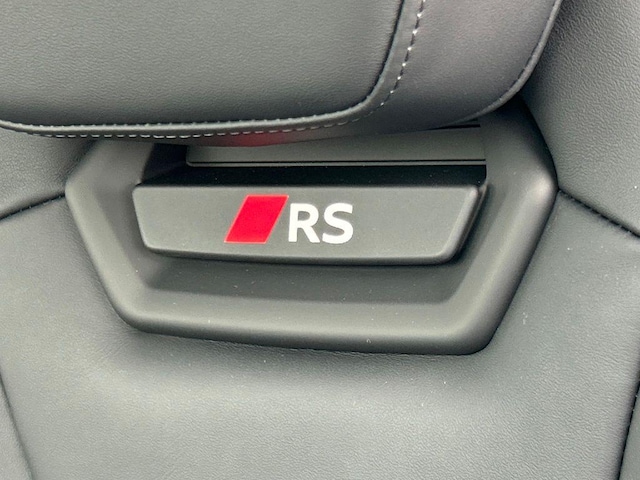 2026 Audi RS e-tron GT Performance Base - Photo 18