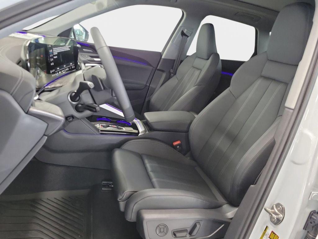 2025 Audi Q5 Premium Plus - Photo 11