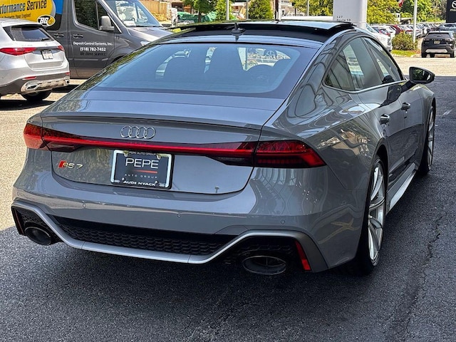 2025 Audi RS7 Sportback performance