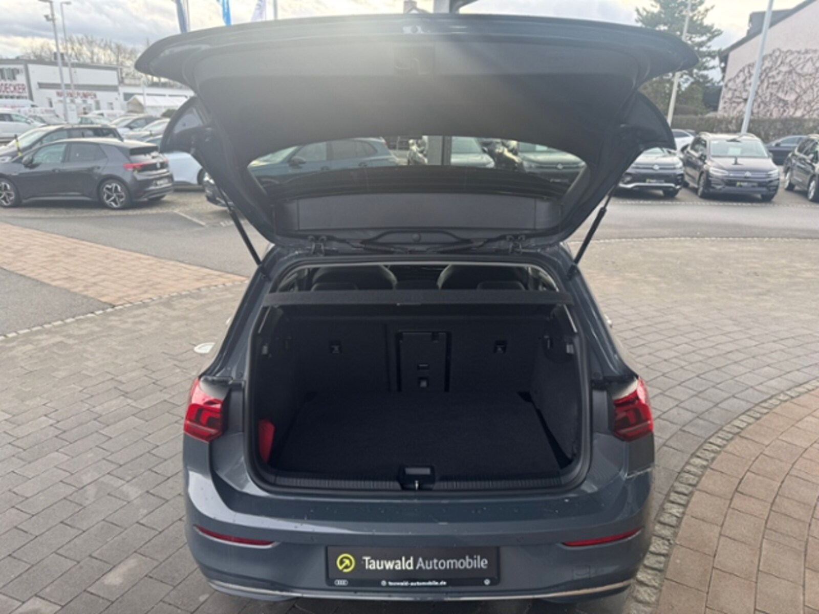 Volkswagen Golf – Bild 8