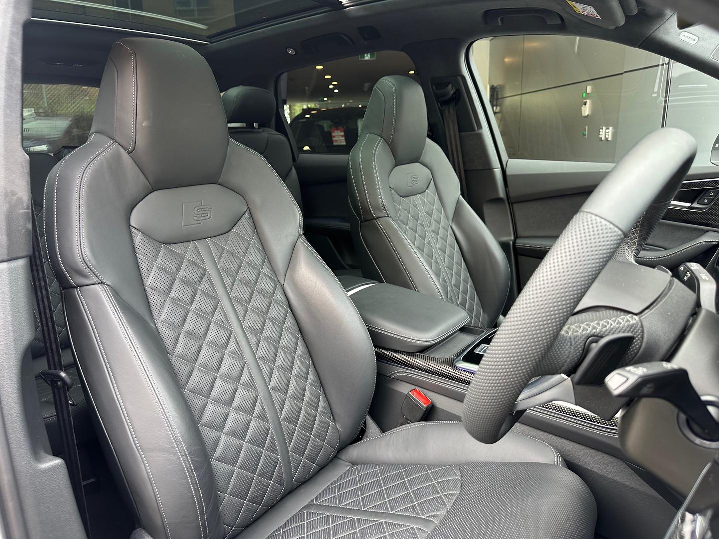 Image about Audi SQ7 SQ7 TFSI 373 kW tiptronic