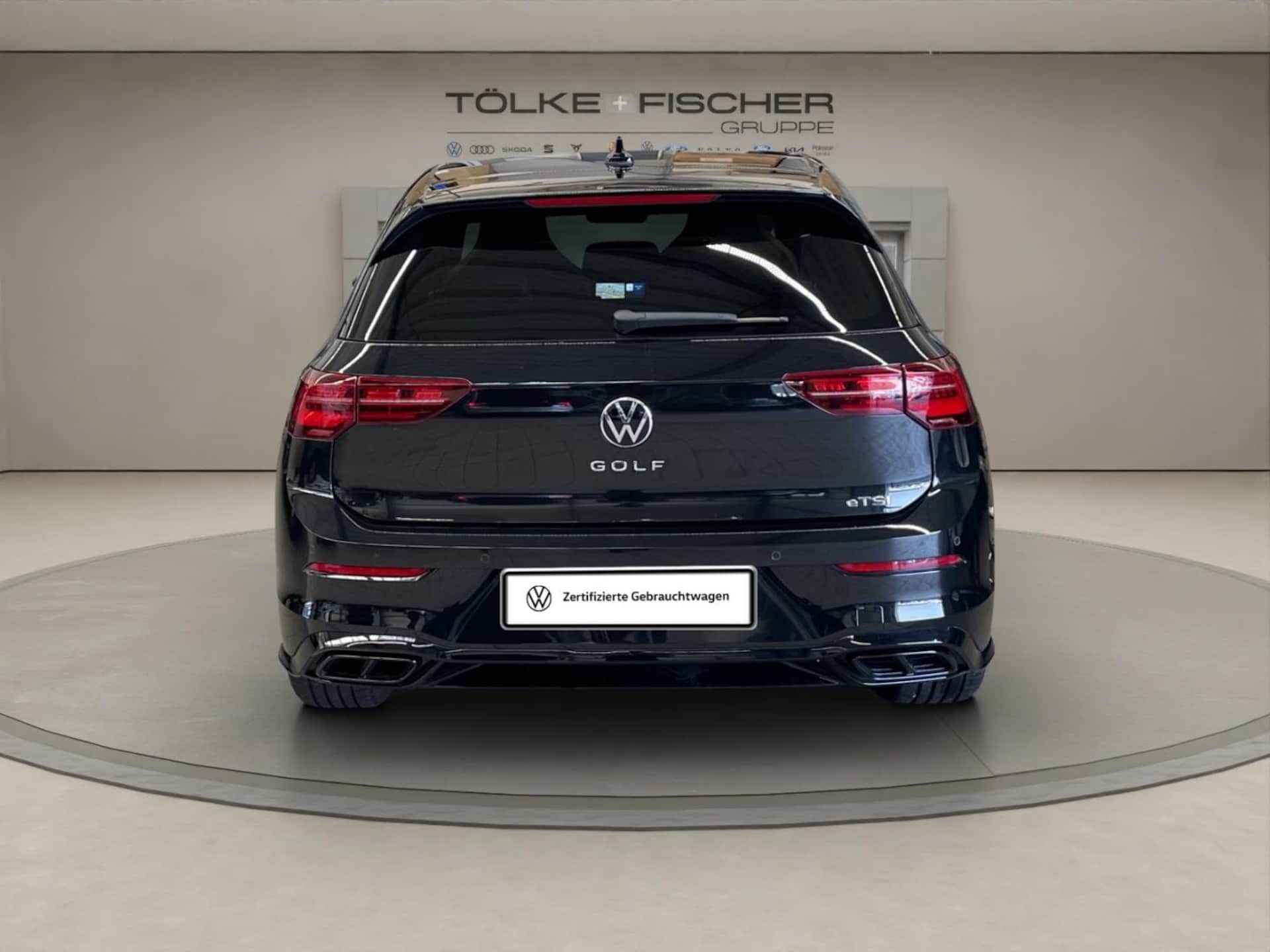 Volkswagen Golf R-Line