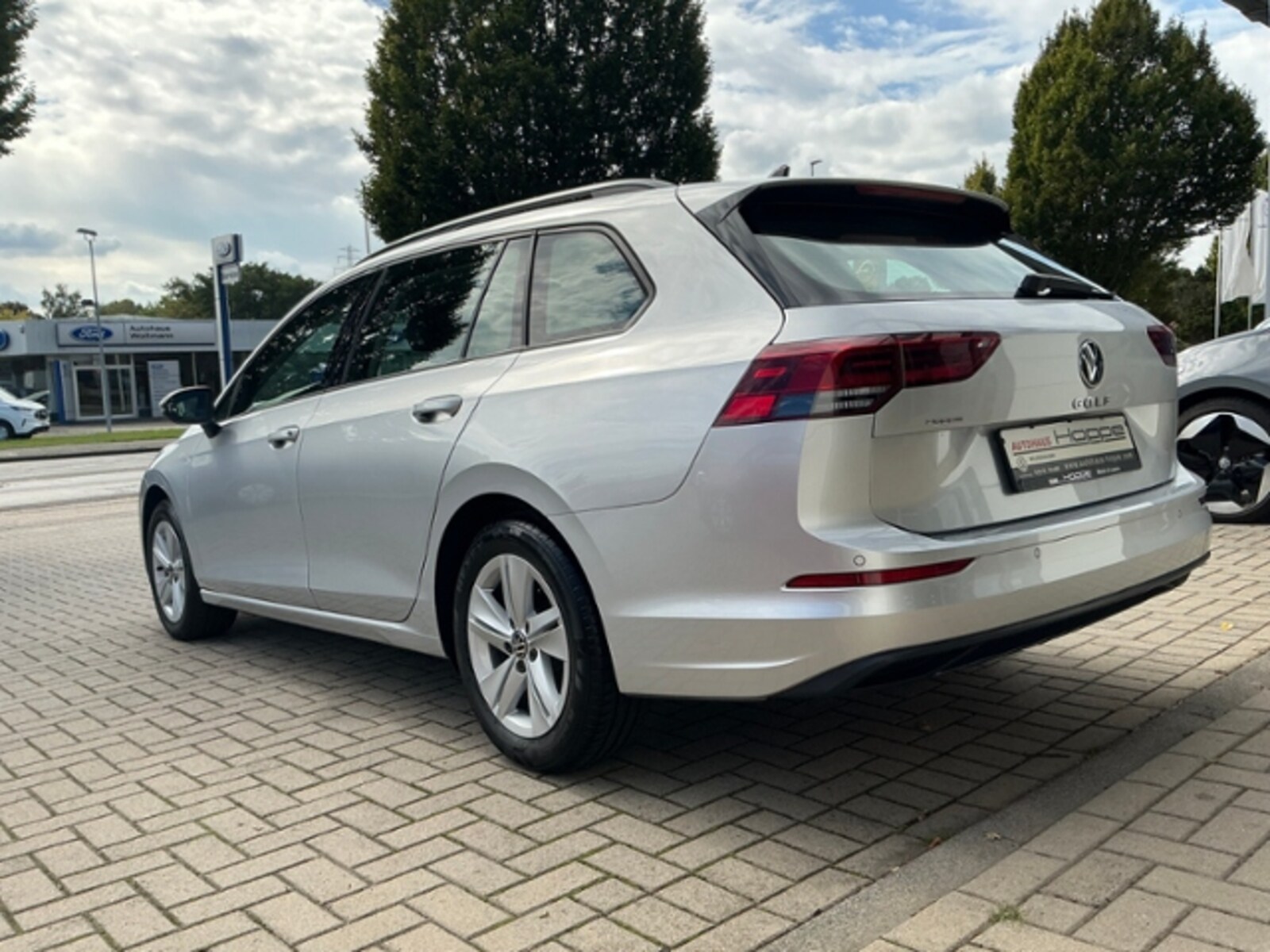 Volkswagen Golf Variant – Bild 6