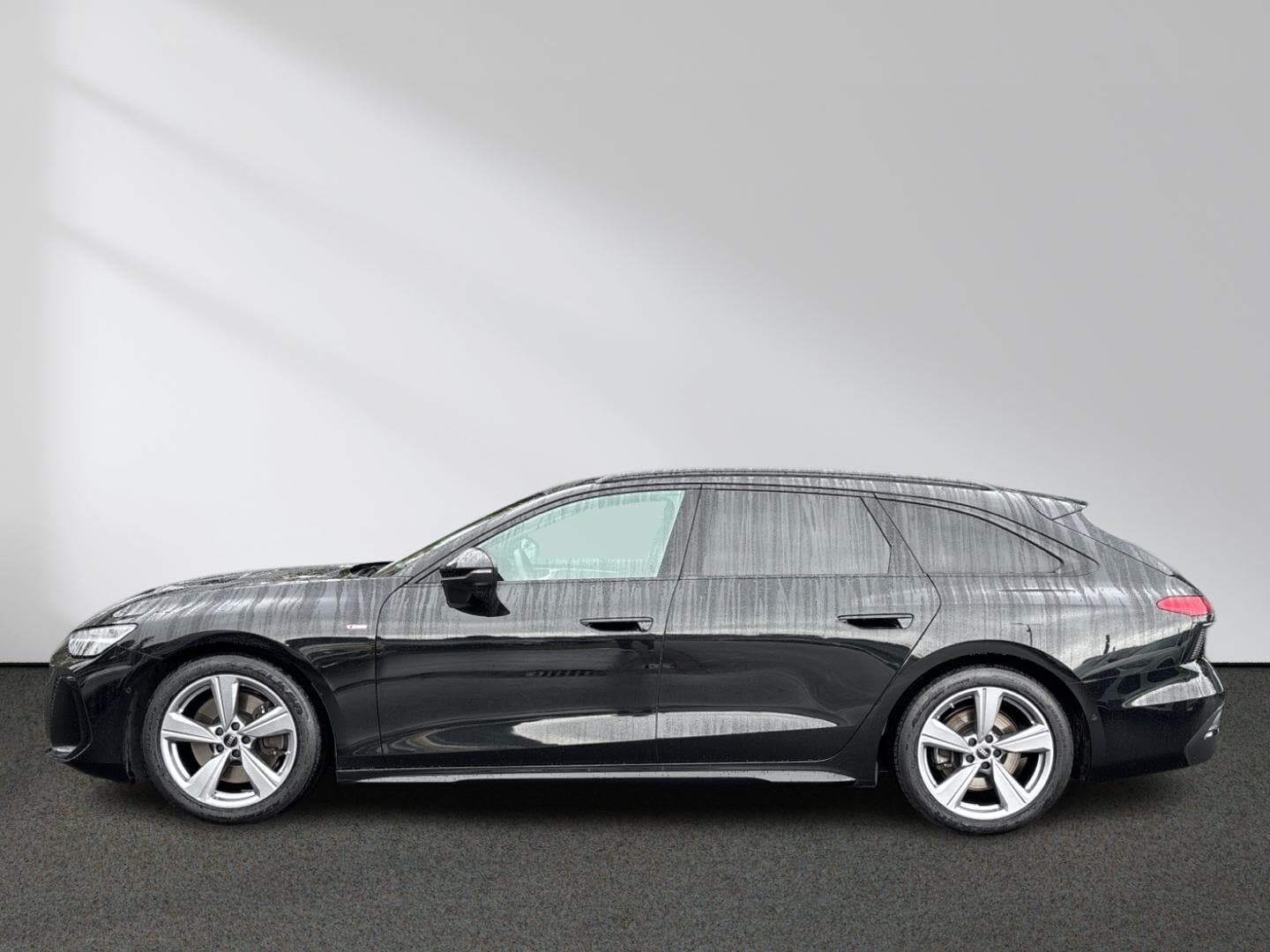 Bild über Audi A6 Avant TDI quattro 150 kW S tronic - für weitere Informationen kontaktieren Sie den Audi Partner