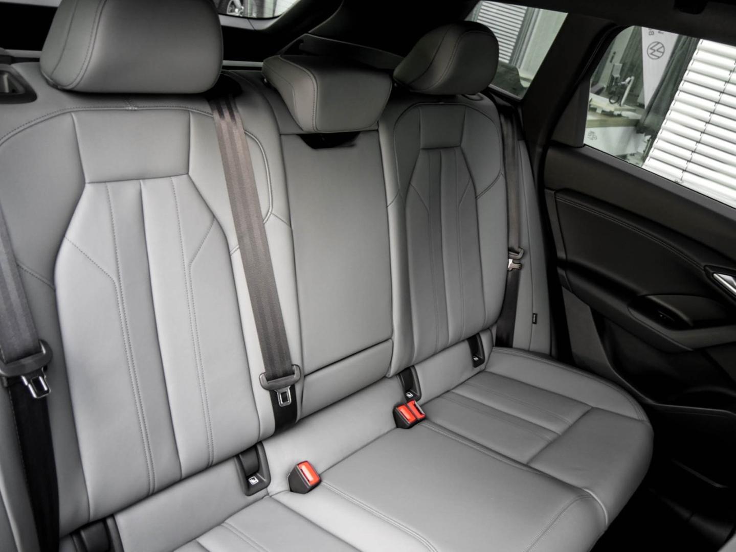 Image about Audi Q6 SUV e-tron e-tron quattro