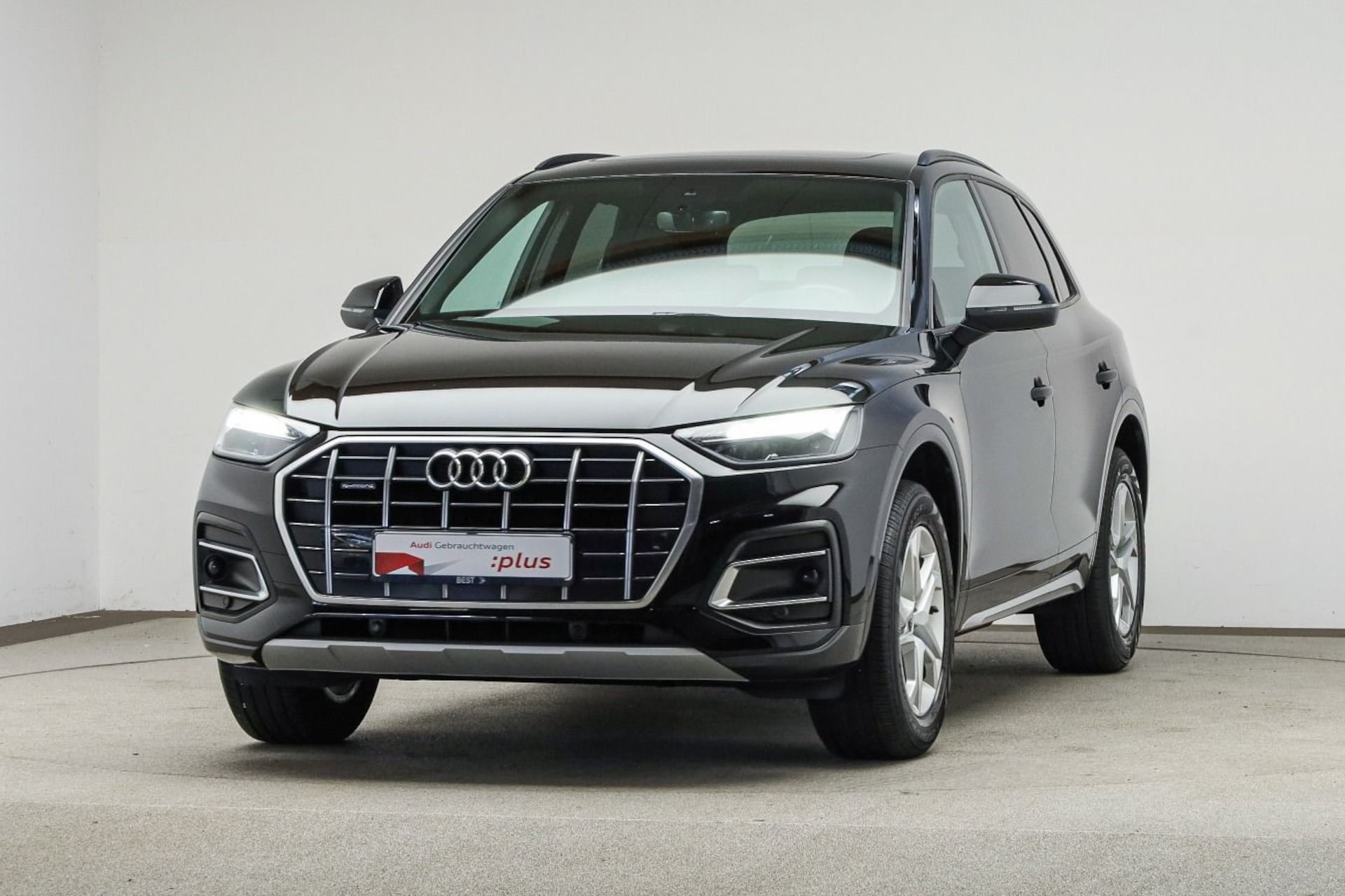 Audi Q5 SUV Advanced