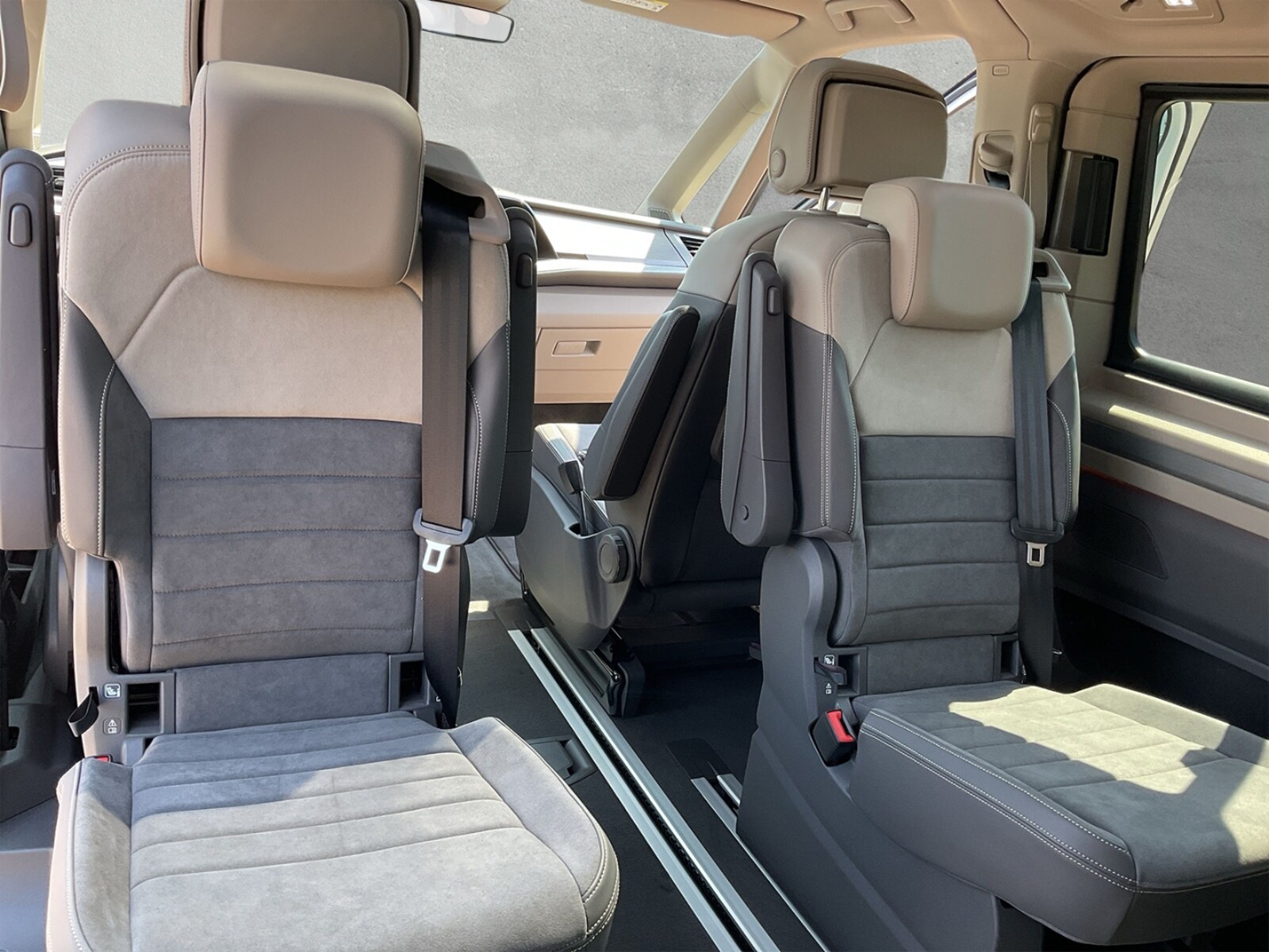 Volkswagen Multivan Langversion – Bild 12