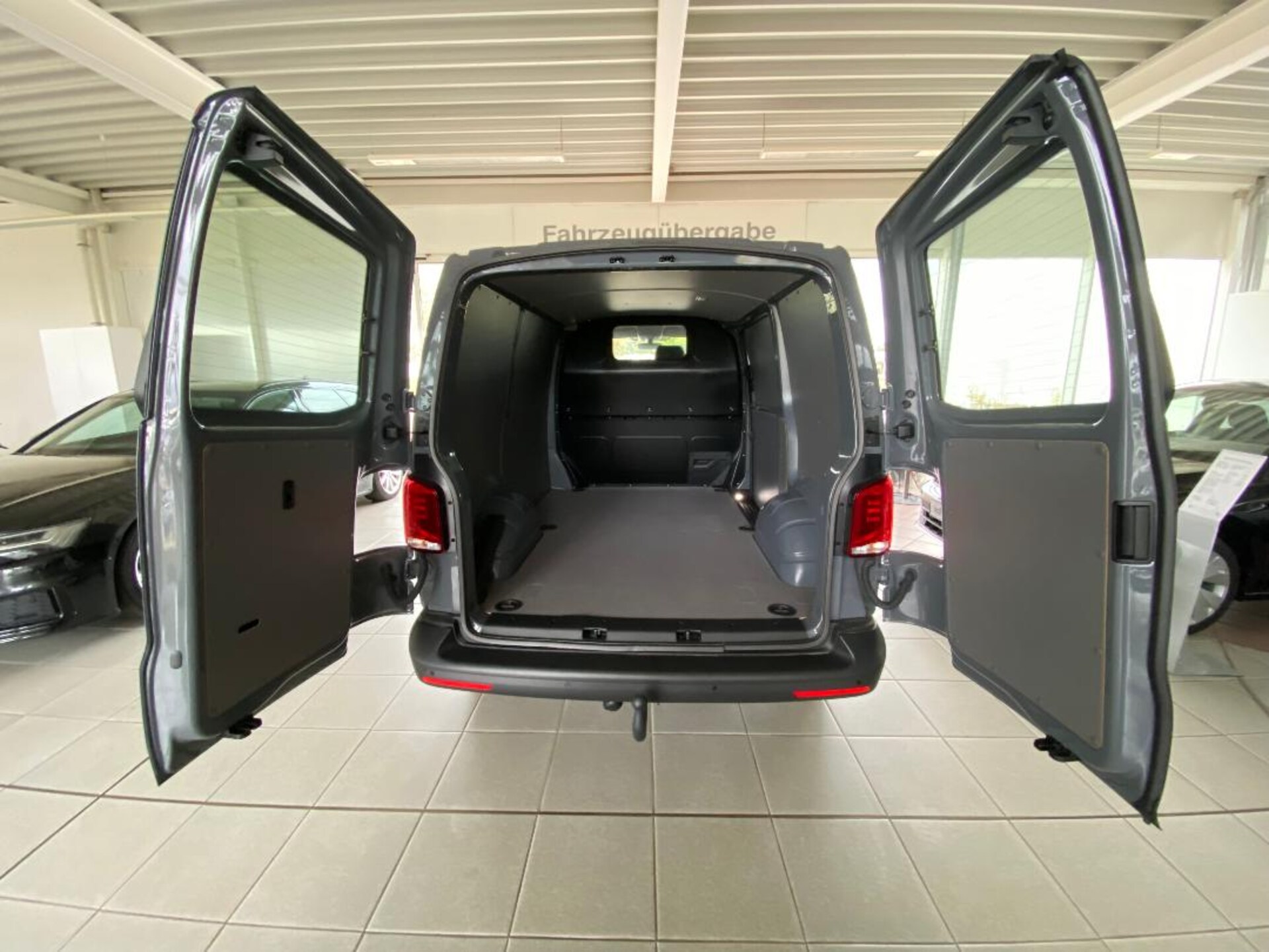 Volkswagen T6.1 Transporter Kasten kurzer Radstand EcoProfi