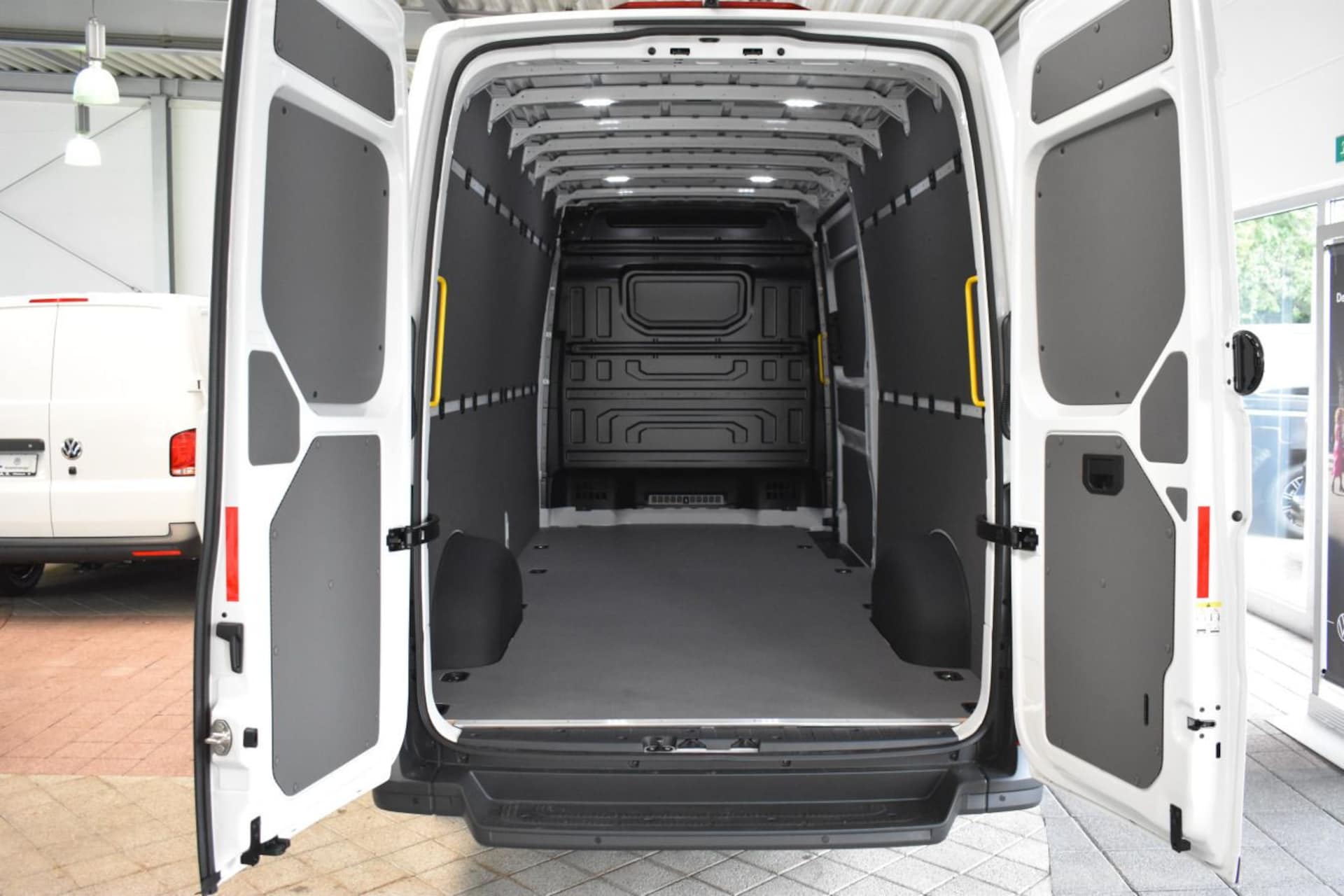 Volkswagen Crafter Kasten langer Radstand
