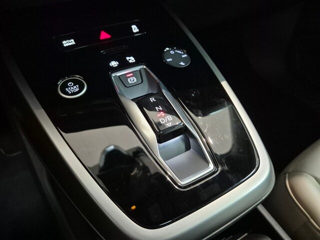 Audi Q4 e-tron 45 210, 00 kW 9