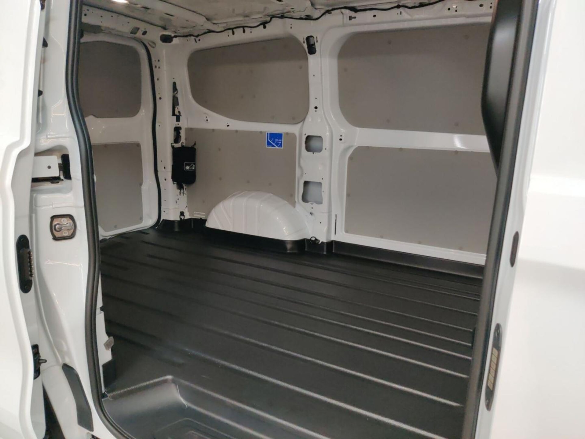 Volkswagen Transporter Kasten kurzer Radstand