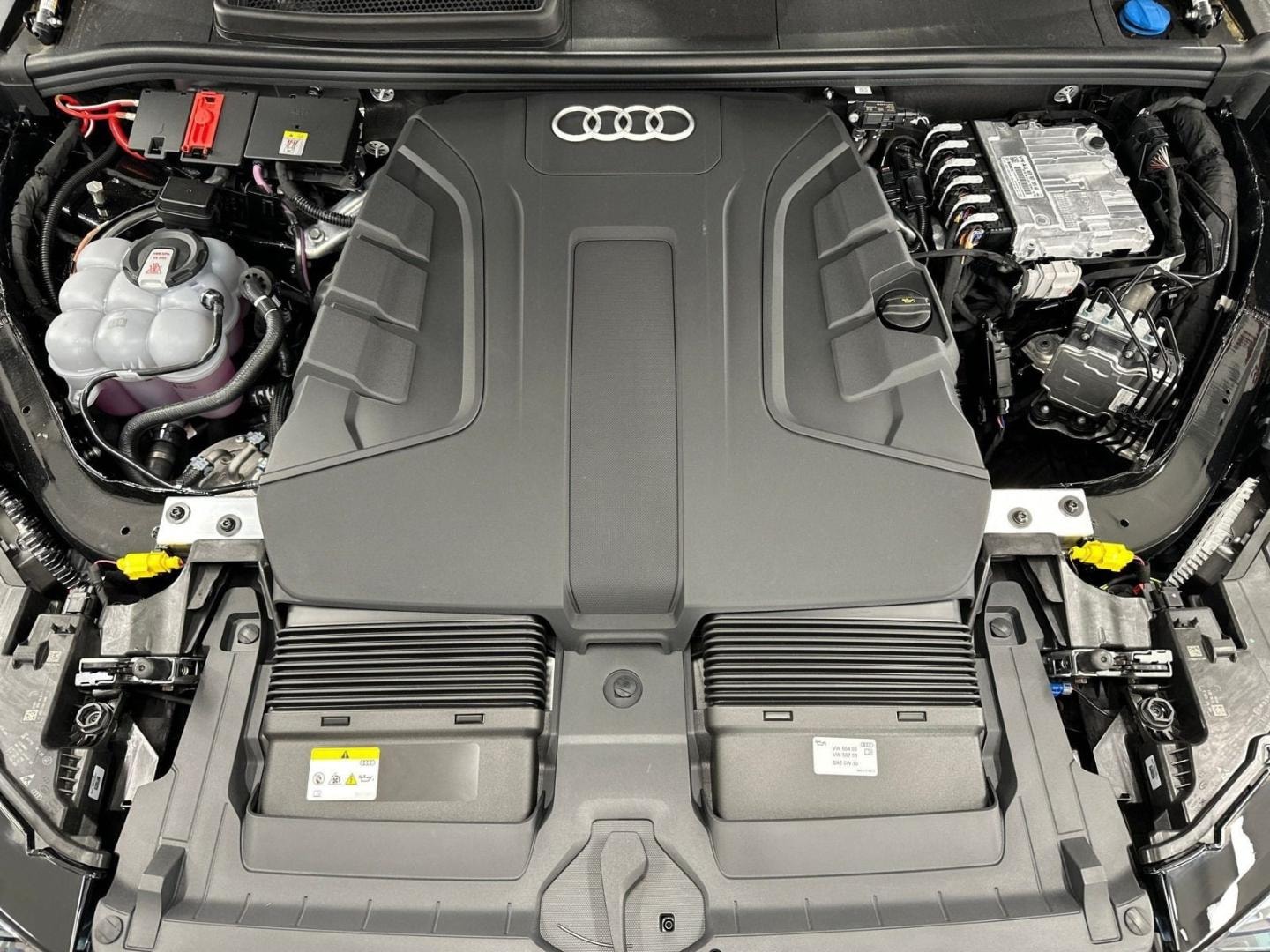 Bild über Audi Q7 SUV S line 50 TDI quattro tiptronic - für weitere Informationen kontaktieren Sie den Audi Partner