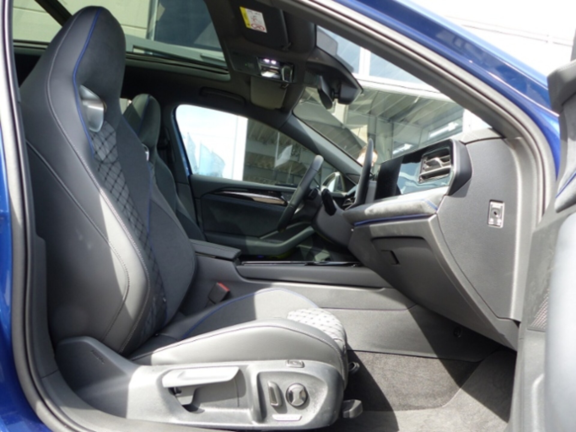 Volkswagen Passat R-Line