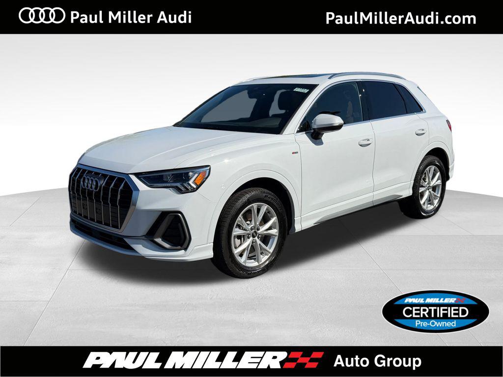 2023 Audi Q3 45 TFSI S Line Premium Plus quattro's photo