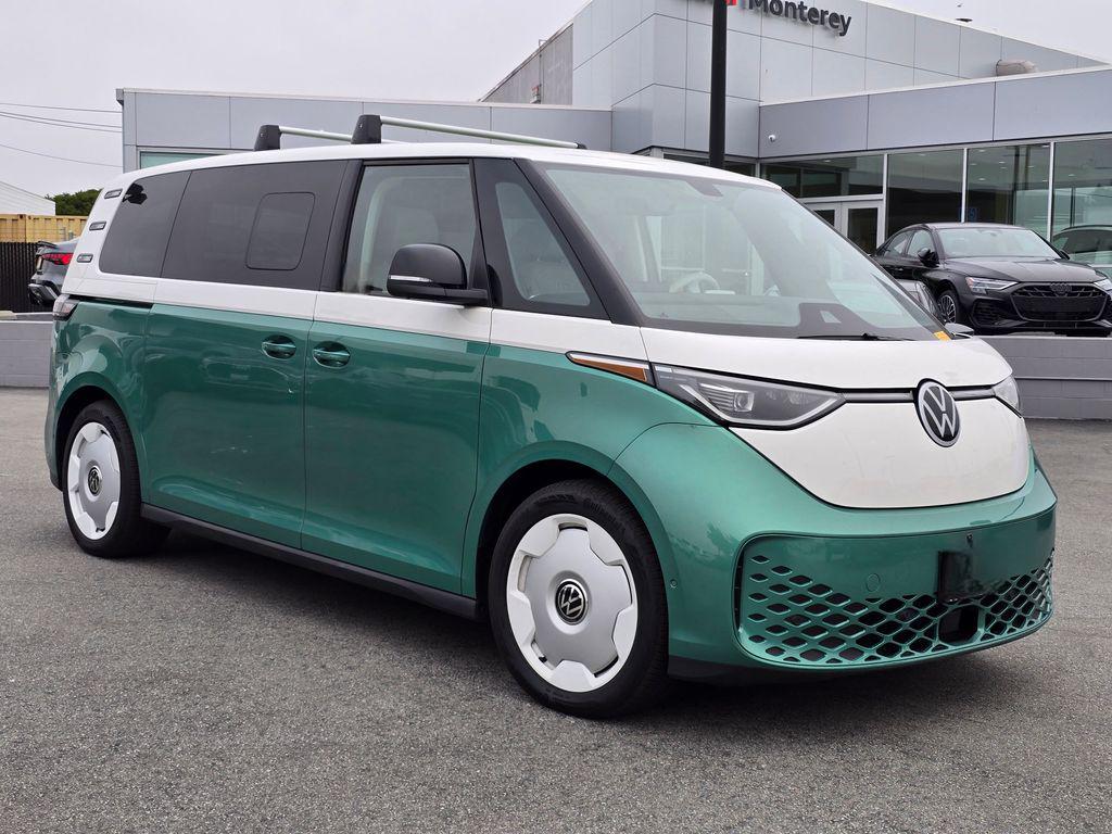 2025 Volkswagen ID. Buzz Pro S Plus 4Motion Two-Tone's photo