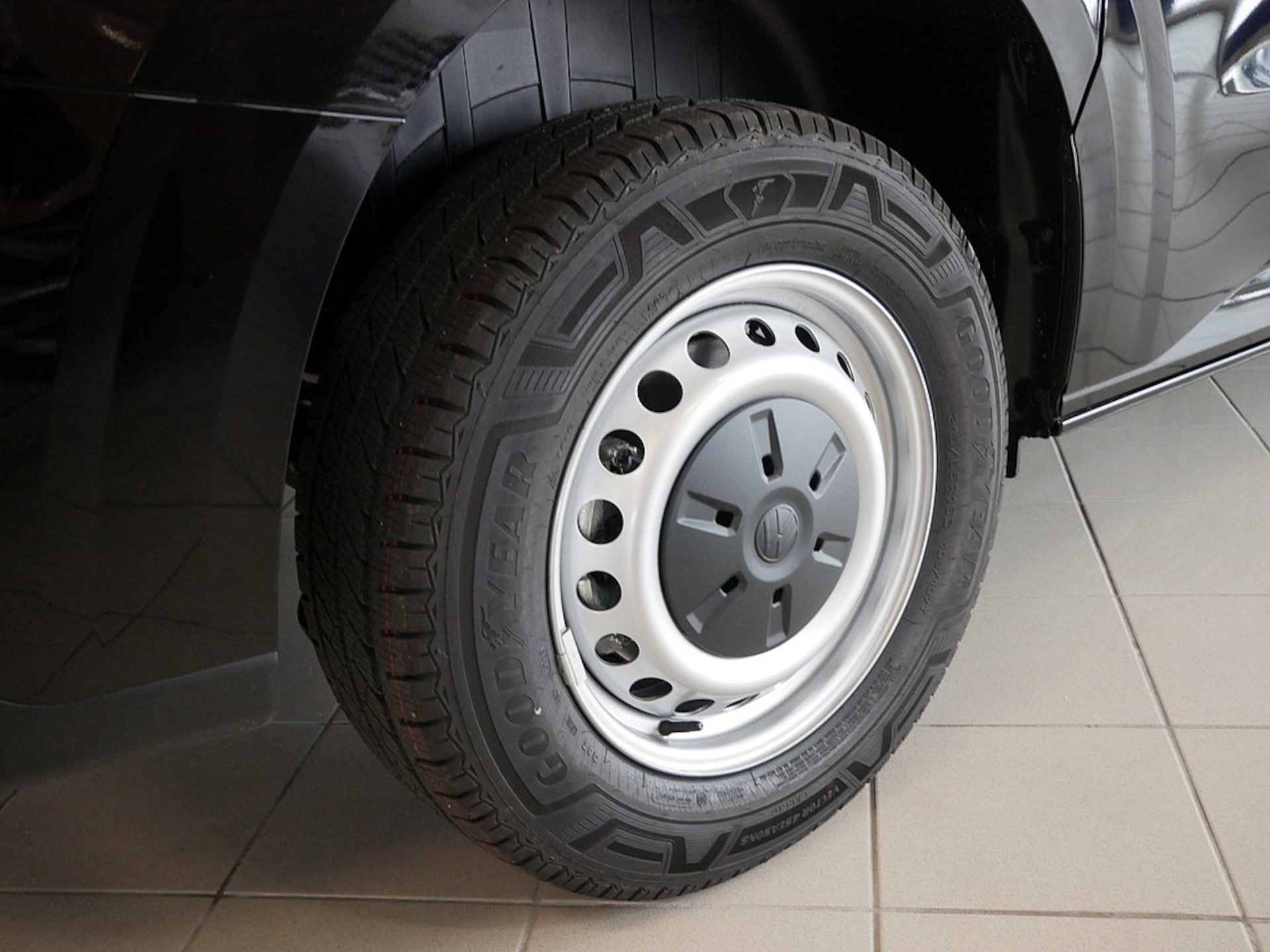 Volkswagen Transporter Kasten kurzer Radstand